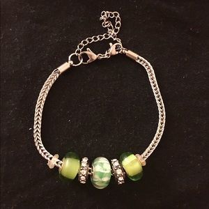 Bead bracelet